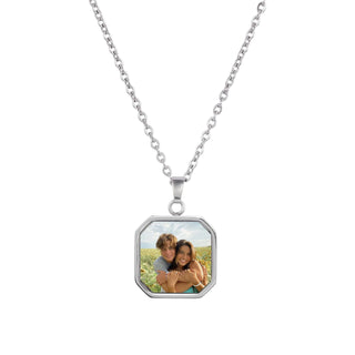 Heat-Activated Photo Necklace