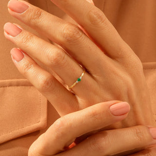 Minimal Emerald Ring | 925 Silver - SOULFEEL PAKISTAN- FEEL THE LOVE 