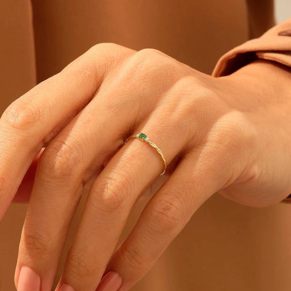 Minimal Emerald Ring | 925 Silver