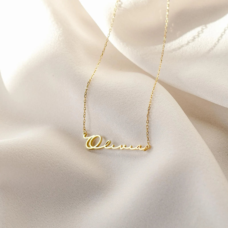Signature Name Necklace - Lifetime Warranty - SOULFEEL PAKISTAN- FEEL THE LOVE 